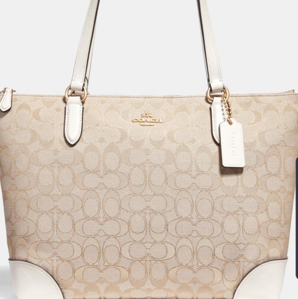 Like new Authentic coach tote